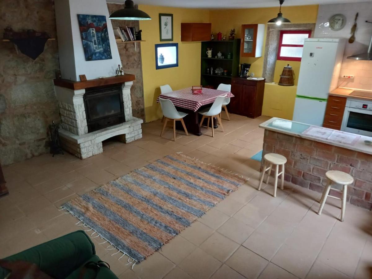 דירות אויה A Casa De Florinda מראה חיצוני תמונה